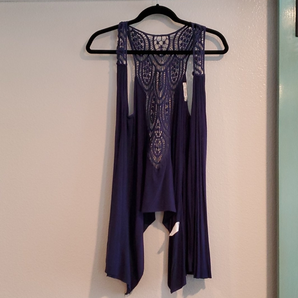 Crochet Flowy Vest Size M